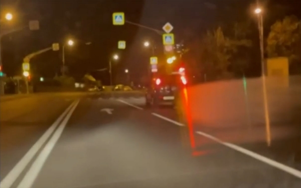
            В Зеленограде водители удивились светофорам без мигающего зеленого
        